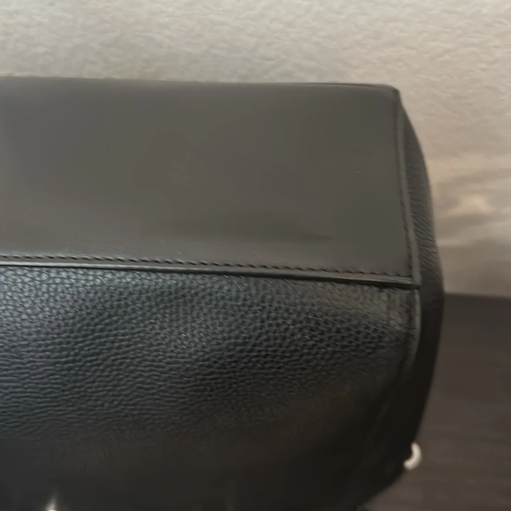 Michael Kors Maisie Large Pebbled Leather Tote Bag - Picture 7 of 11